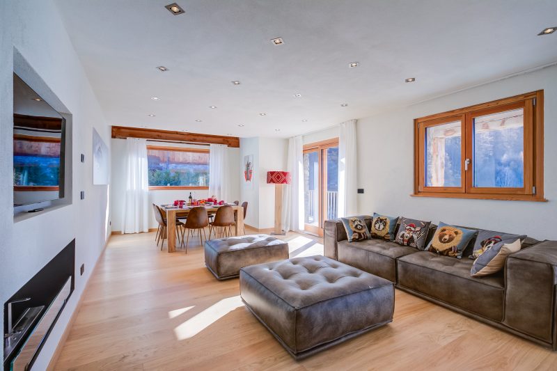 Chalet Merveille Ski In - Ski Out for 9