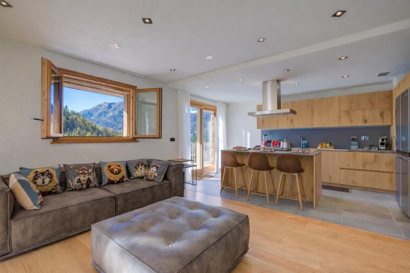Chalet Merveille Ski In - Ski Out for 9
