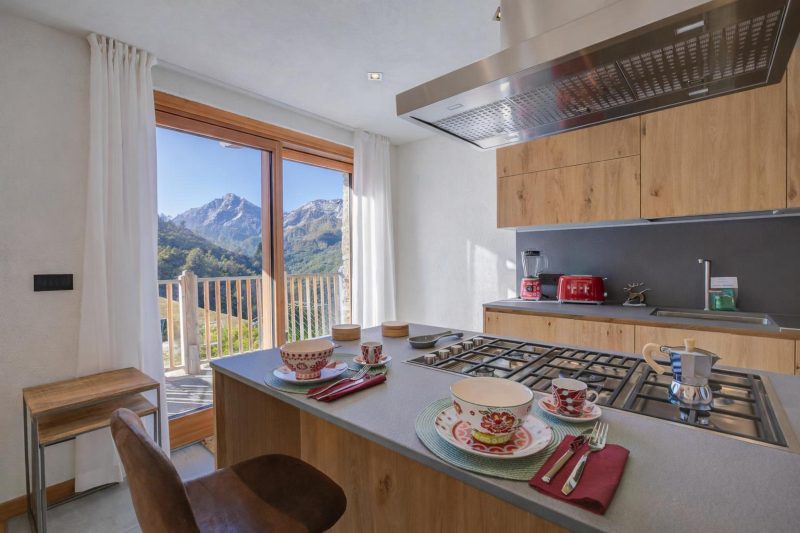 Chalet Merveille Ski In - Ski Out for 9