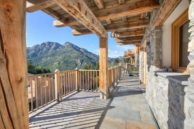Chalet Merveille Ski In - Ski Out for 9