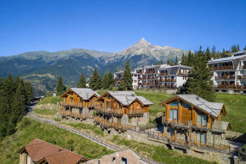 Chalet Merveille Ski In - Ski Out for 9
