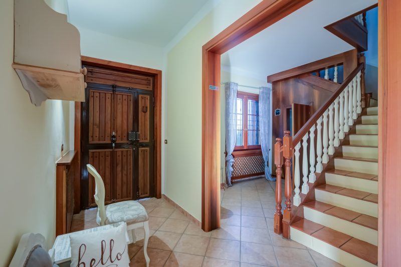 Villa Oasi with Private Pool BBQ & Garden near Sirmione