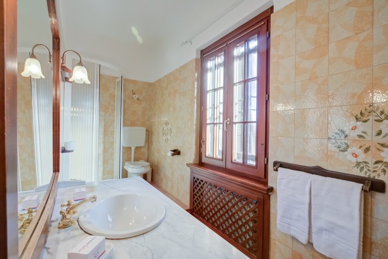 Villa Oasi with Private Pool BBQ & Garden near Sirmione