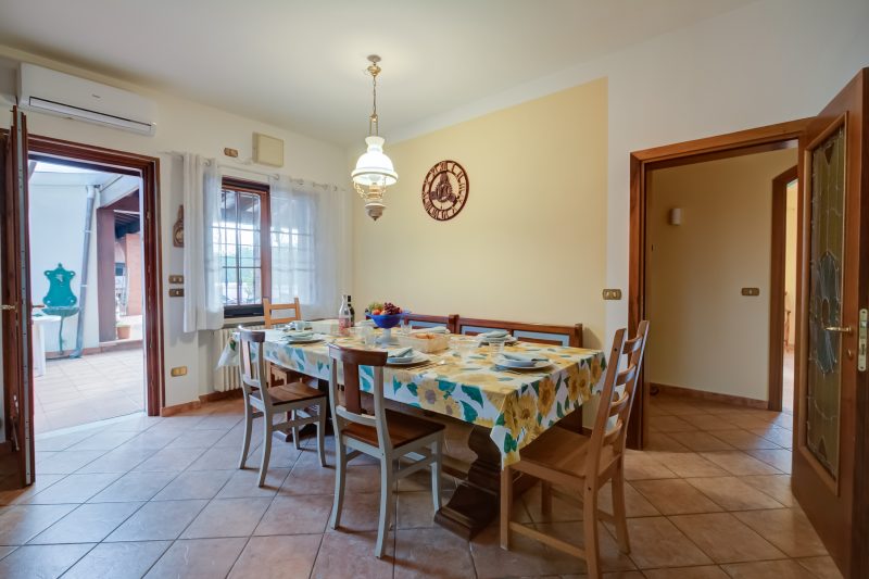 Villa Oasi with Private Pool BBQ & Garden near Sirmione