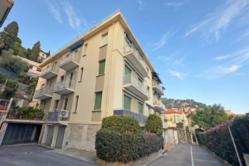 Verbena Apartment 500m from the sea