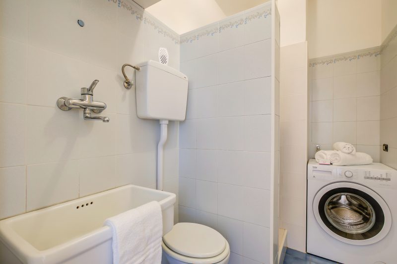 La Casa di Maddalena Stresa Centre: 2 Bed, 2 Bath, Balconies