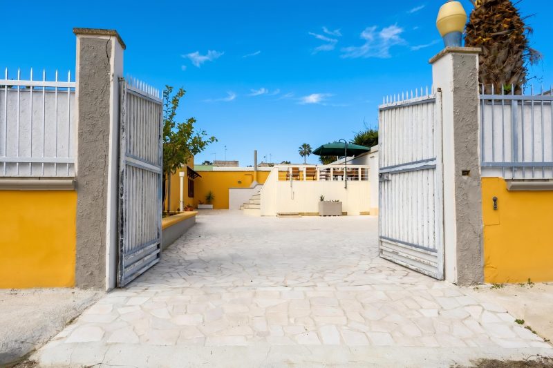 Villa Oasi al Mare with Pool & Garden in Salento