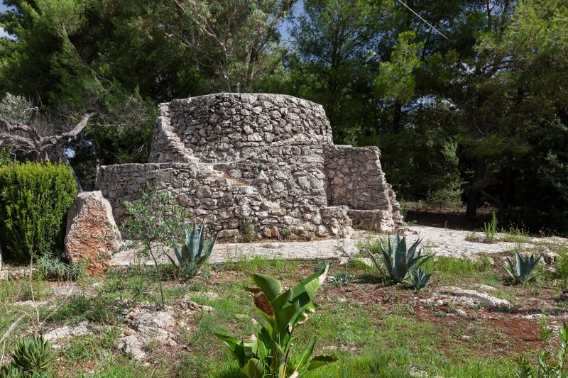 Villa Menhir in Puglia with Pool and Tennis