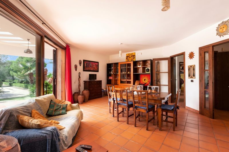 Villa Menhir in Puglia with Pool and Tennis