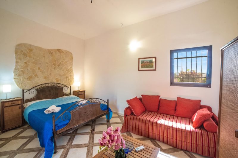 Villa Lisa with huge Pool and Garden