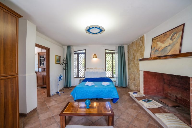 Villa Lisa with huge Pool and Garden