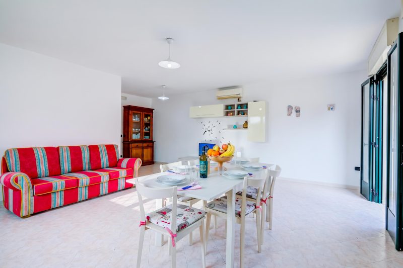 Villa Scianuli, Villa 250 meters from the sea