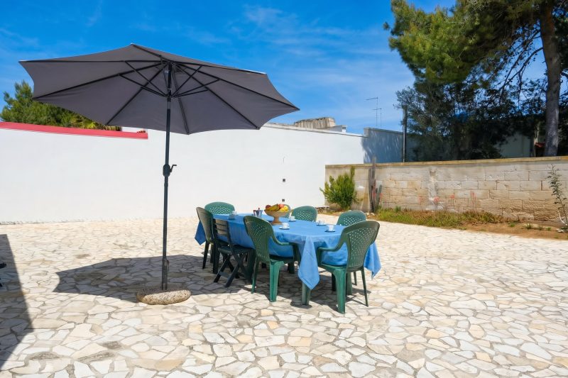 Villa Scianuli, Villa 250 meters from the sea
