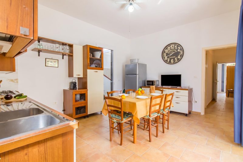 Villa Marzia With Garden And Near The Sea