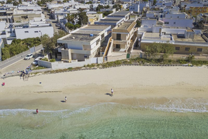 Torre Lapillo Apartment Sea View, 20m to Beach