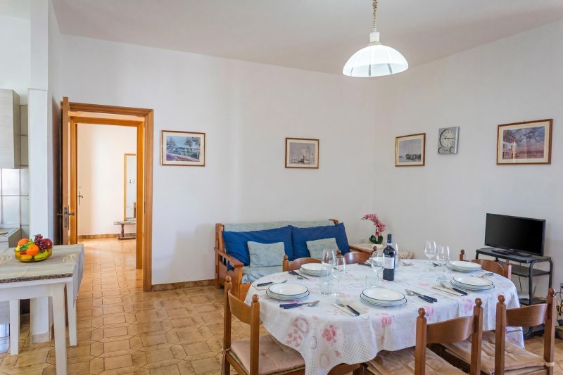 Torre Lapillo Apartment Sea View, 20m to Beach