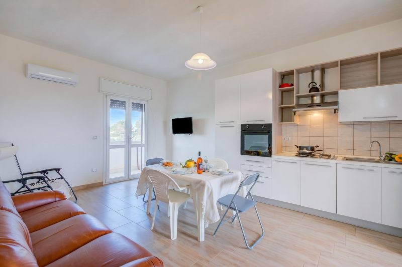 Le Bianche Apt 3 - terrace near the Sea