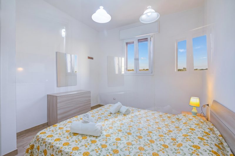 Le Bianche Apt 3 - terrace near the Sea