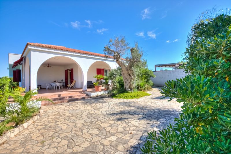 Villa Strea with Private Pool and Garden Veranda