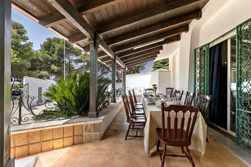 Villa Isidoro - Sea View and Garden, 50m to Beach