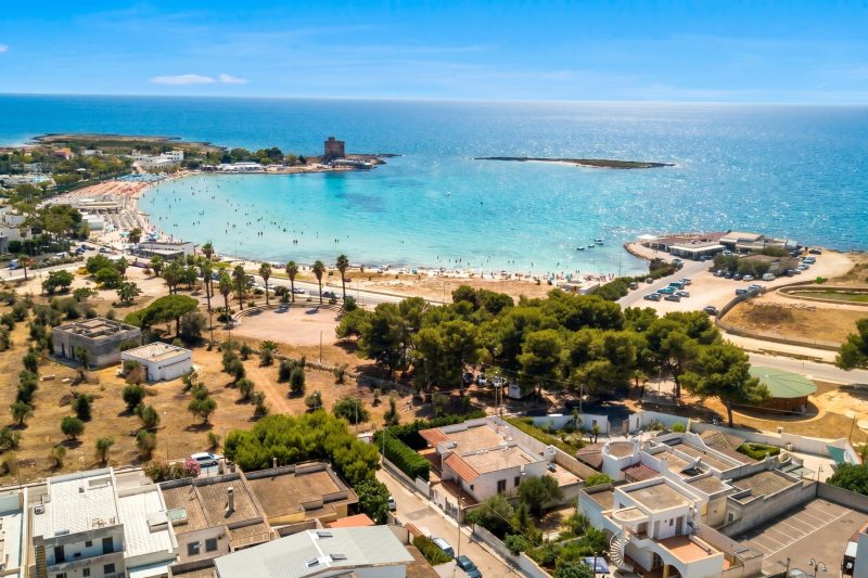 Villa Isidoro - Sea View and Garden, 50m to Beach