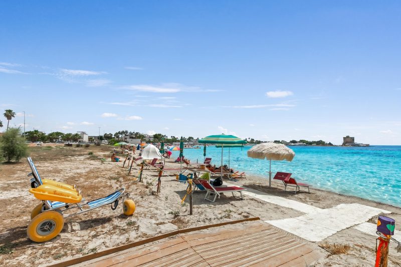 Villa Isidoro - Sea View and Garden, 50m to Beach