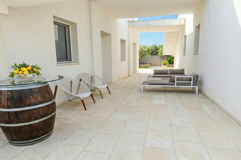 Lisària Villa Delle Meraviglie with Jacuzzi and Pool