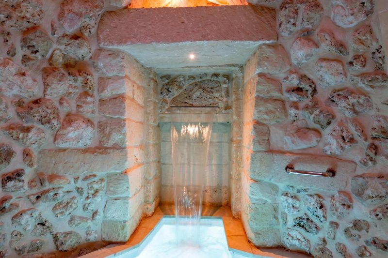 Lisària Villa Delle Meraviglie with Jacuzzi and Pool