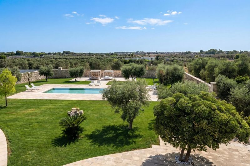 Lisària Villa Delle Meraviglie with Jacuzzi and Pool
