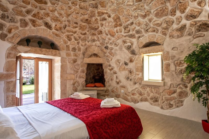 Tenuta Bouganville With Garden And Pool