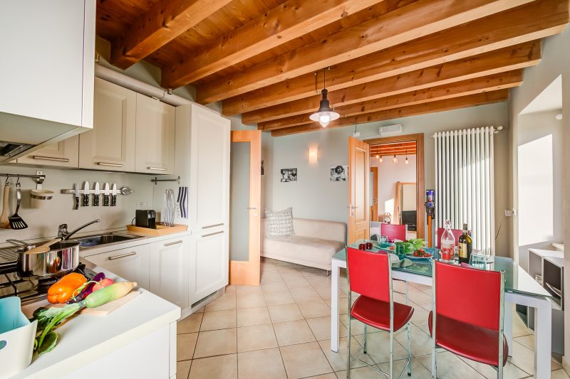 Faby House On Hilly Area & Lake View