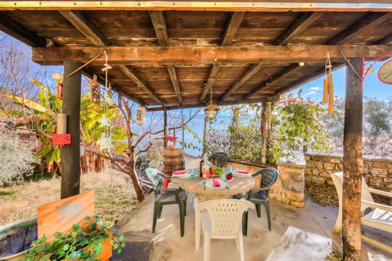 Faby House On Hilly Area & Lake View