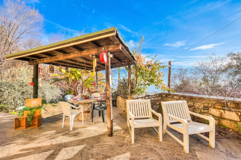 Faby House On Hilly Area & Lake View