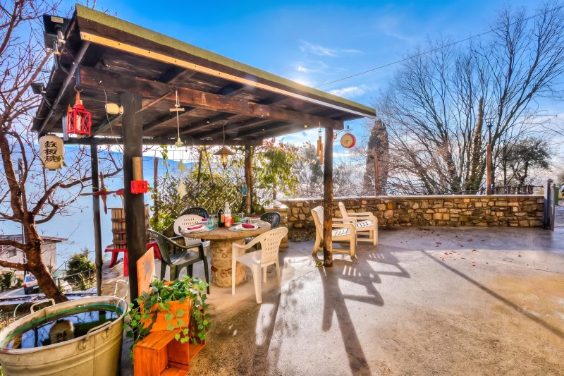 Faby House On Hilly Area & Lake View