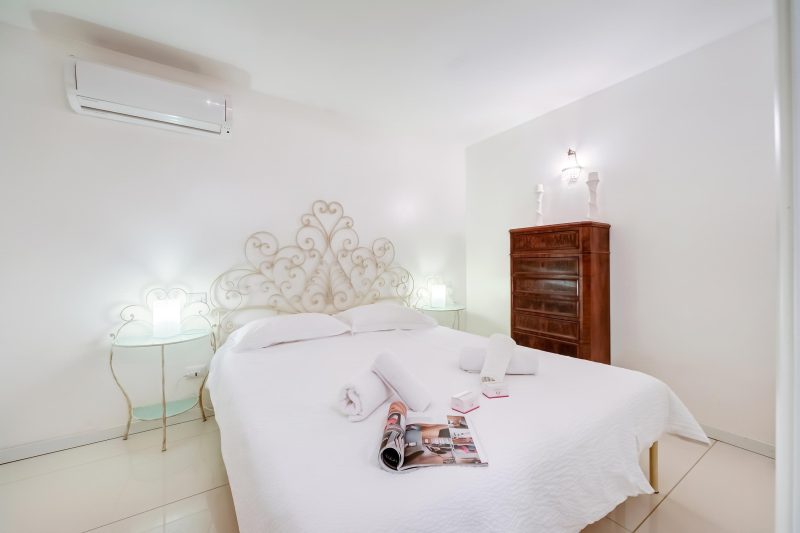 Casa Oleandri Shared Pool & Lake View