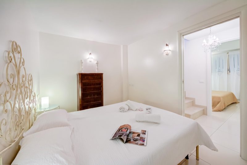 Casa Oleandri Shared Pool & Lake View