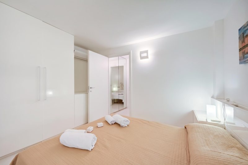 Casa Oleandri Shared Pool & Lake View