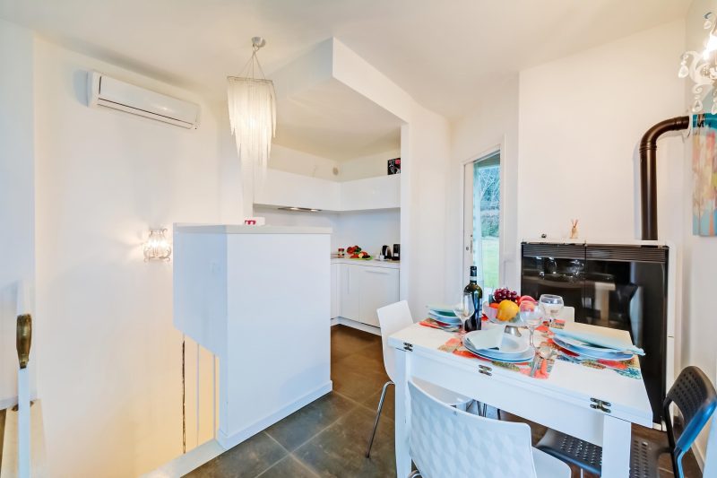 Casa Oleandri Shared Pool & Lake View