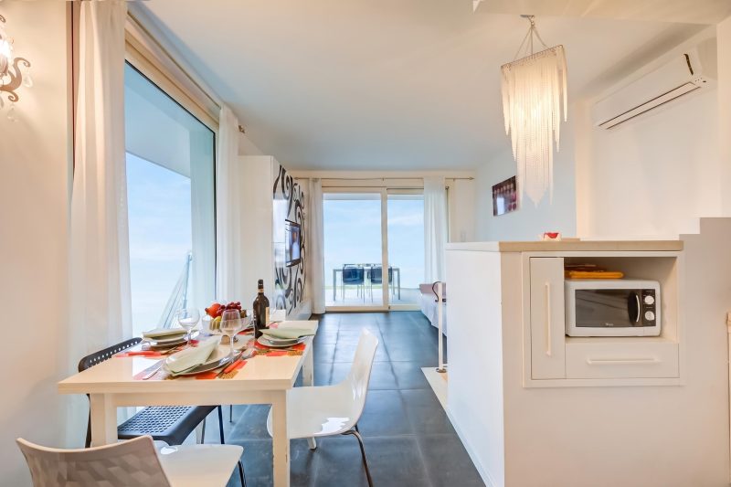 Casa Oleandri Shared Pool & Lake View