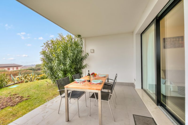 Casa Oleandri Shared Pool & Lake View