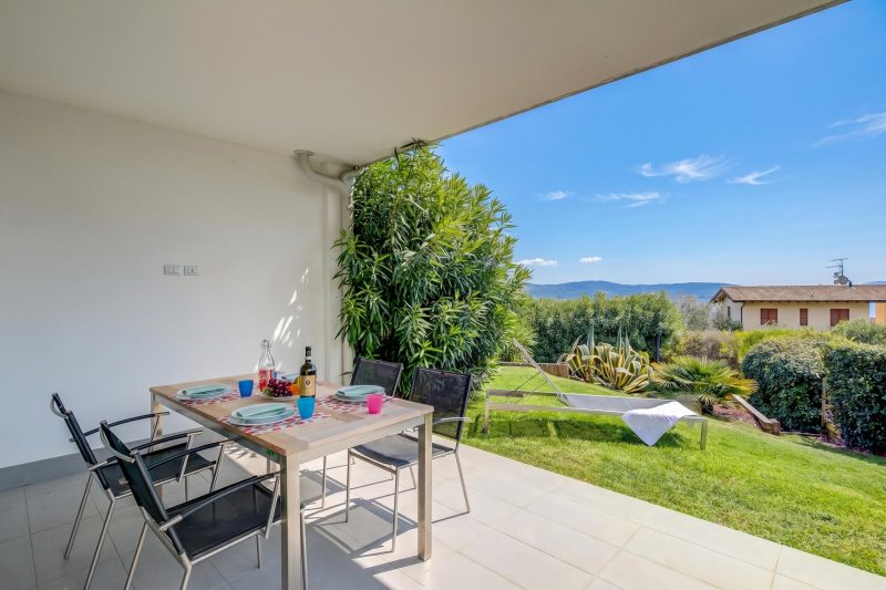 Casa Bougainville Shared Pool & LakeView