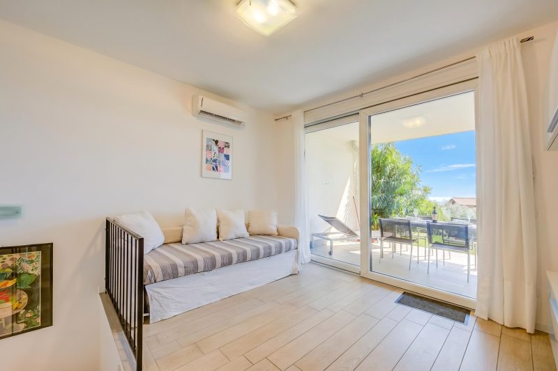 Casa Bougainville Shared Pool & LakeView