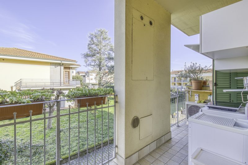 Appartamento Le Mimose - Lucca Apartment with Balcony