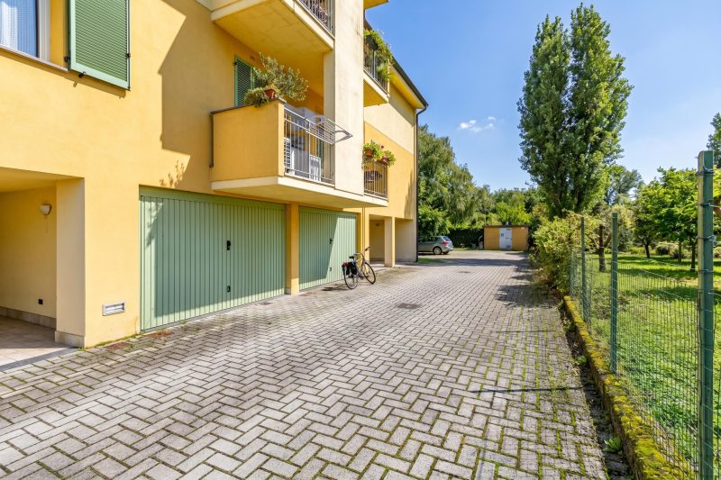 Appartamento Le Mimose - Lucca Apartment with Balcony