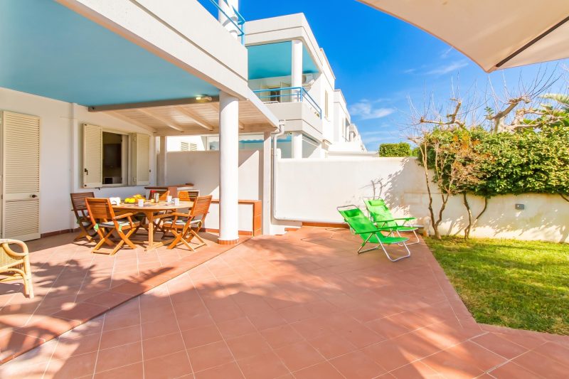 Villetta Relax with Garden, Pool and BBQ