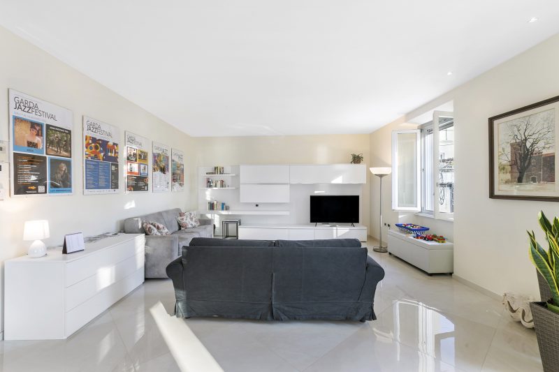 Life & View Luxury Apartment