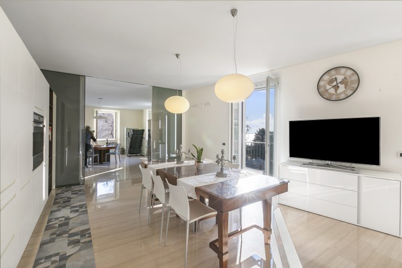 Life & View Luxury Apartment