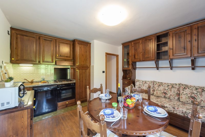 Armonia Apartment with Private Garden