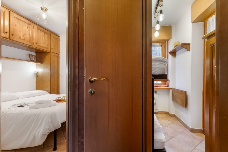 Wolf & Deer Apartment Ski-In Ski-Out 250m