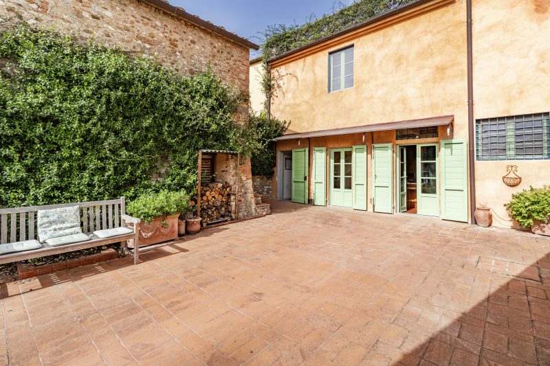 Villa Salivolpe Chianti Views & Private Pool for 18